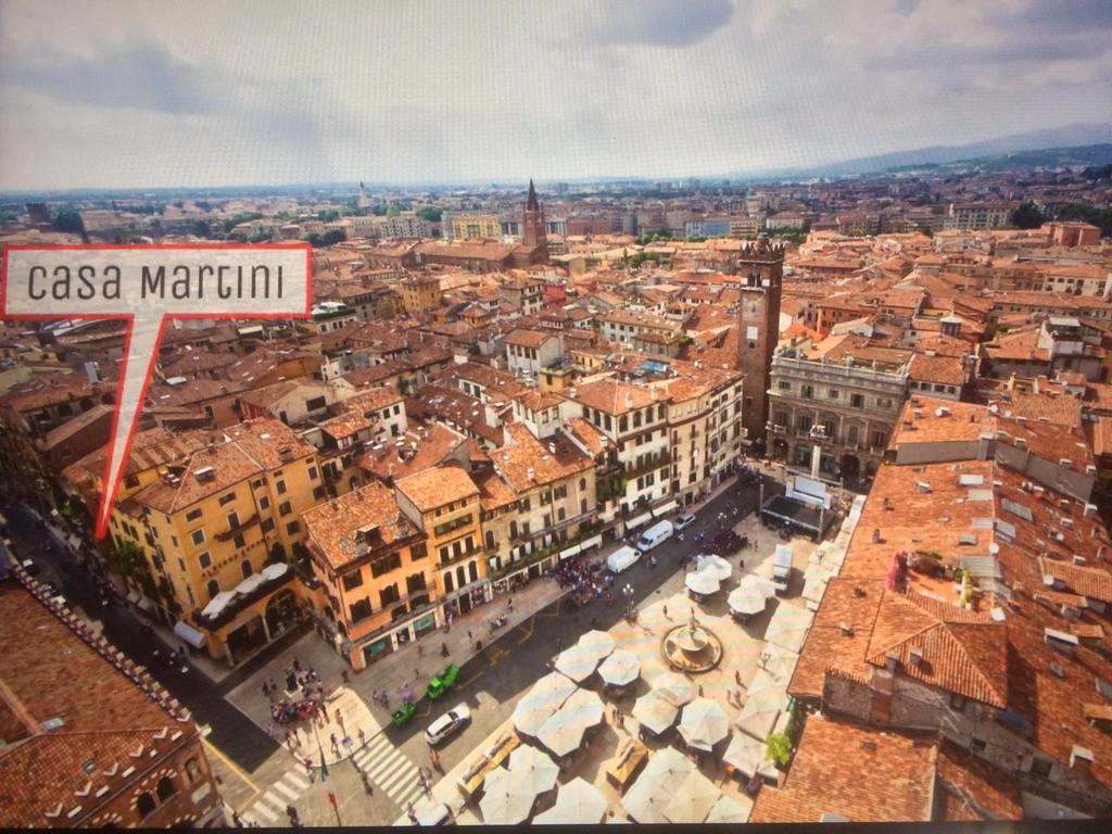 Appartamento Casa Martini Piazza Erbe Verona Esterno foto